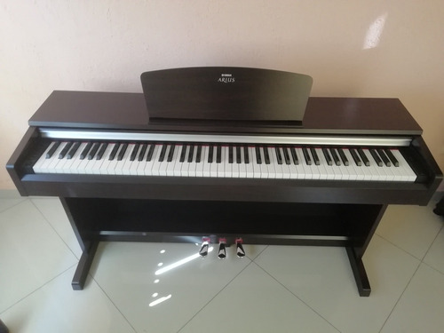 Piano Eléctrico Arius Yamaha Ydp-141seminuevo 