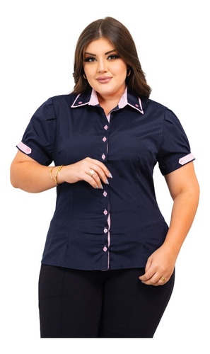 Camisa Manga Curta Detalhe Na Gola Plus Size 