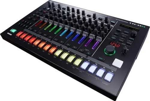 Caja De Ritmos Roland Aira Tr8s Rhythm Performer