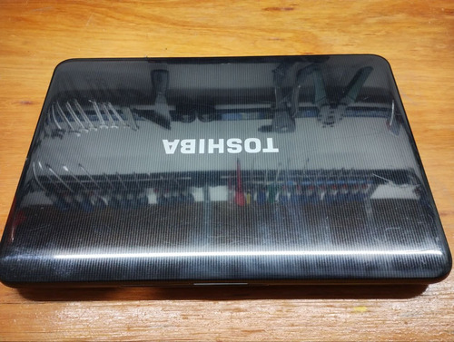 Notebook Toshiba Satélite L845 Cargador Original Buen Estado