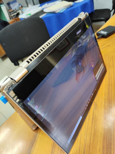 Laptop Lenovo Yoga 520 14ikb Procesador Core I5, 7th Gen