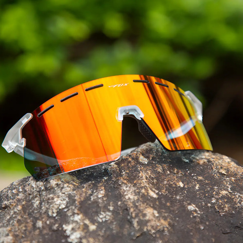 Gafas De Ciclismo Coloridas Y Modelo Fotocromático