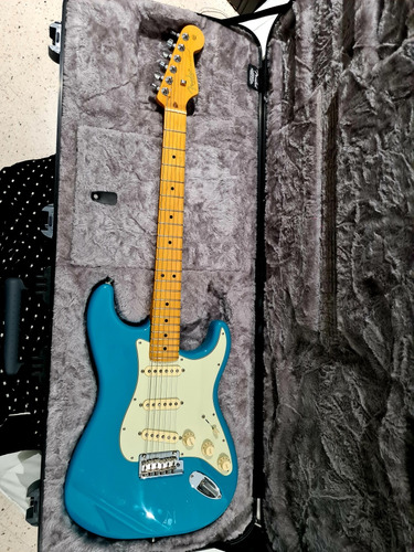 Fender Stratocaster American Professional Ii Miami Blue 