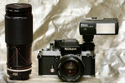 Nikon F2 F2as Dp-12 + Flash + 2 Lentes + Brindes (impecável)