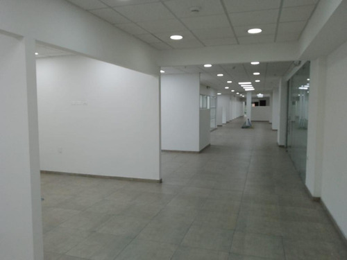Oficina En Arriendo En Chico Norte. Cod A1614315 - Imagen 2