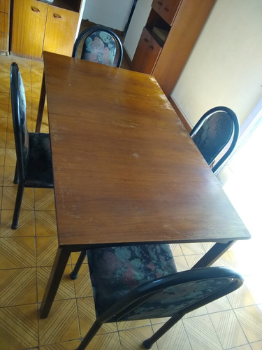 Juego De Mesa Y Sillas