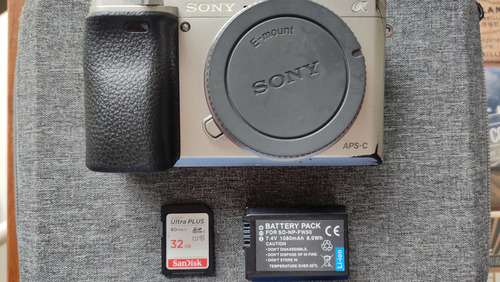 Câmera Sony A6000 C/ Problemas