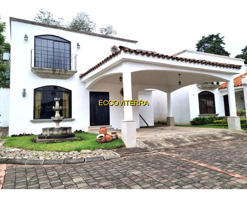 Vendo Hermosa Casa, Sector Exclusivo De Alta Plusvalía - Imagen 2