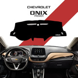 Cubretablero Bordado Chevrolet Onix 2023