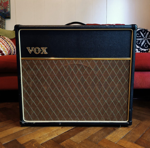  Vox Ac30cc1 Valvular Permuto ( Fender, Marshall, Orange)