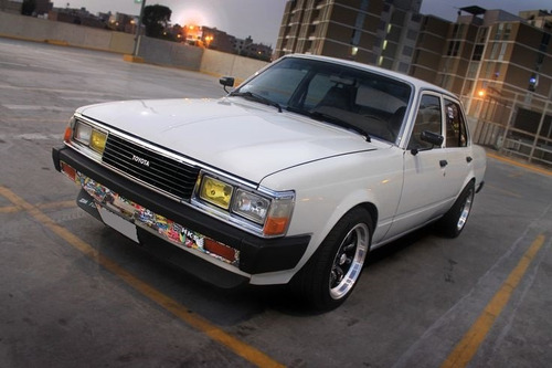 Faro Direccional Depo Para Toyota Corona Rt132 1981 Al 1982 Foto 3