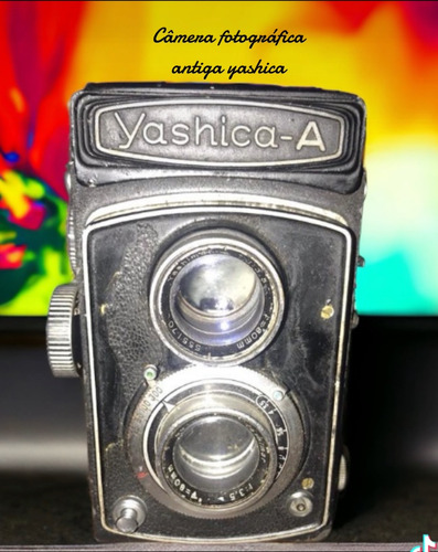 Câmera Antiga Yashica A Coleção