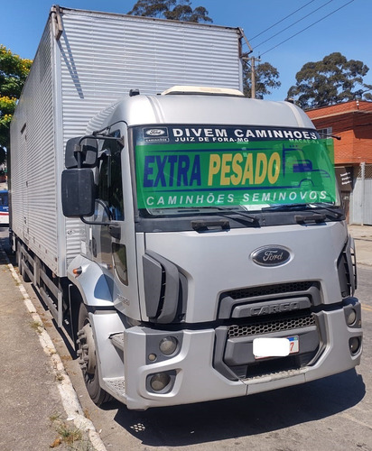 FORD CARGO 2429 LEITO - COMPLETO C/AR - BAU 11,50M -BAIXO KM