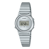 Reloj Casio Dama La700we-7avt Diseño Minimalista Correa Plateado Bisel Plateado Fondo Plateado