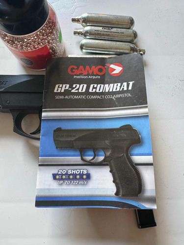 Pistola Gamo 4,5 Mm 5 Garrafas 1000 Bal Corredera Fija