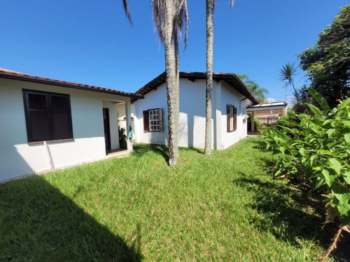 Casa 2 Dormitórios Lado Praia À 200 Metros Do Mar, No Melhor Pedaço Do Balneário Gaivota, Itanhaém. - Imagen 3