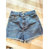 Short Levis 