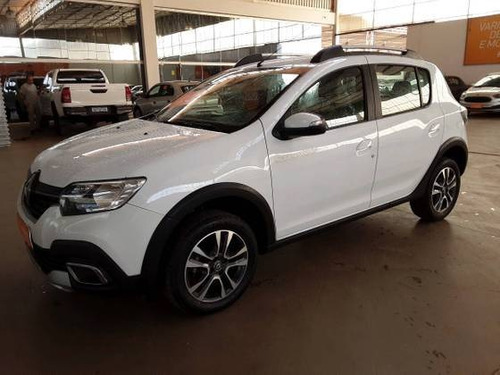 RENAULT SANDERO 1.6 16V SCE FLEX STEPWAY ICONIC X-TRONIC