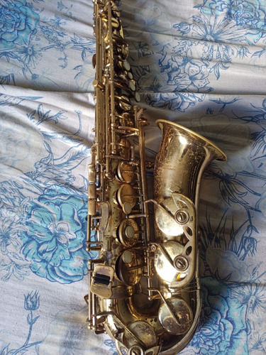 Saxofone Alto Jupiter 767-769