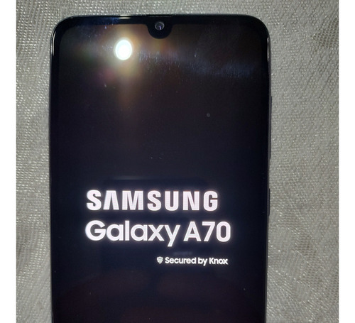 Samsung A70 128 Gb + 6 Gb Dual Sim Celeste Detalle