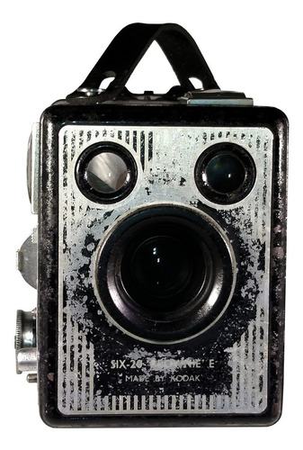 Câmera Kodak Six-20 Brownie E (1947-1953)