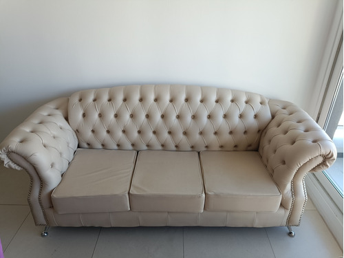 Sillón Chesterfield 3 Cuerpos Símil Cuero Como Nuevo 