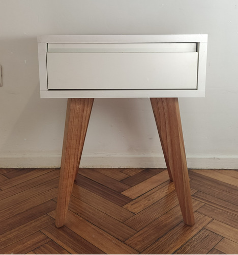 Mesa De Luz Nordica Combinada Con Cajon Madera Paraiso