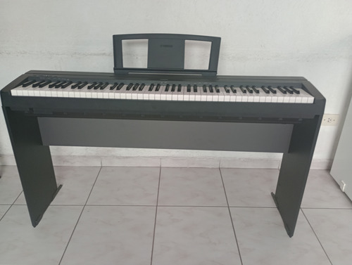 Piano Yamaha P-35 + Estante Original + Semi-case