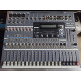 Consola Digital Tascam Modelo Tm-d1000