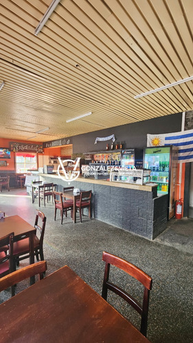 Venta De Llave De Pizzería En Francisco Solano López Esq. Solferino, Buceo