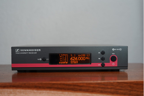 Sennheiser Ew 300 G3 Con Transmisor Y Micrófono De Solapa