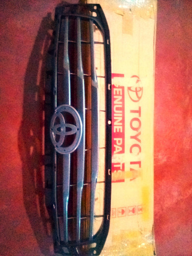 Parrilla Con Emblema Toyota Tundra Foto 4