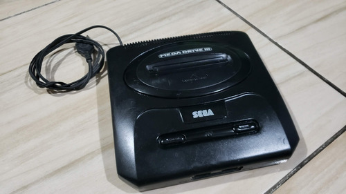 Mega Drive 3 Só O Aparelho Sem Nada E Com Entrada Pra Sega Cd. Tudo 100% G1