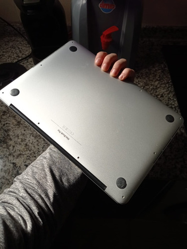 Macbook Pro A1502 13.3 , I5 8gb De Ram 256gb Ssd