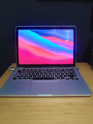 Apple Macbook Pro Retina 13' 2013 Core I5 (8gb Ram, 256gb)