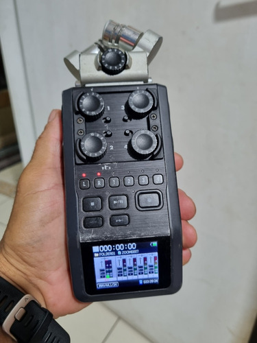 Gravador De Áudio Zoom  H6 (leia A Descrição)