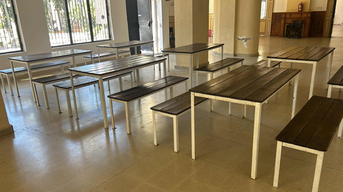 Juego De Mesa Y Bancos Madera Y Hierro