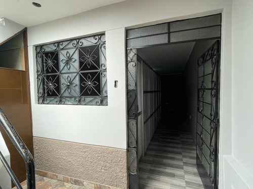 Alquilo Departamento 1er Piso