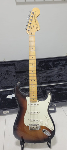 Guitarra Stratocaster Stander Fender American Special Hss