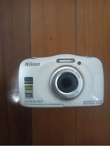 Cámara Digital Nikon Coolpix W100