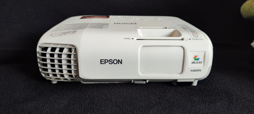 Proyector - Videobeam - Epson Powerlite X17 - Usado