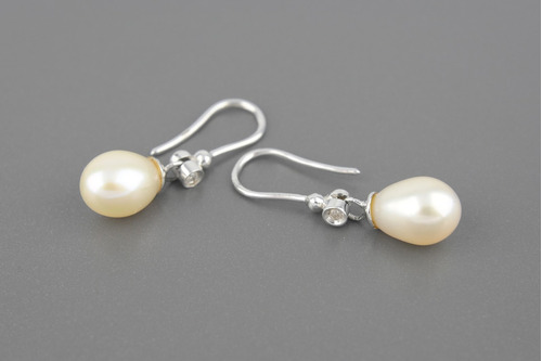 |9162| Brincos Em Ouro Branco 18k Com Pérolas