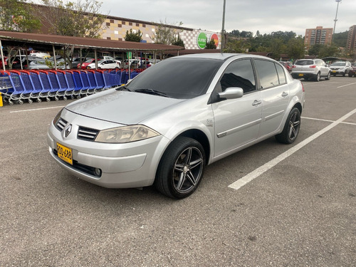   Renault   Megane   Odeon Mt 2.0