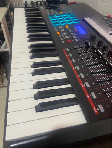 Akai Mpk 249 Midi