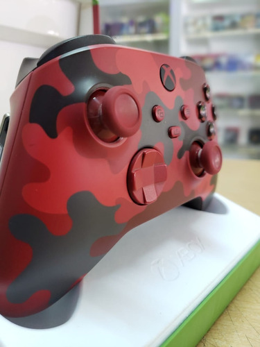 Joystick Microsoft Xbox Series X|s Daystrike Camo Skuff