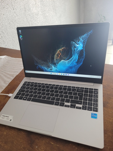 Notebook Samsung Book2 