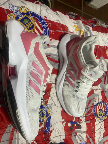 Tenis adidas | Meses sin interés