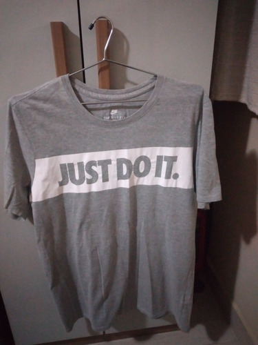 Camiseta Nike 