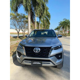 Toyota Fortuner Srv Full Diésel 4x2 Full Diesel A/t Mas Bono