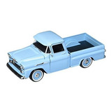 Motor Max 1:24 W / B American Classics 1958 Chevrolet Apache